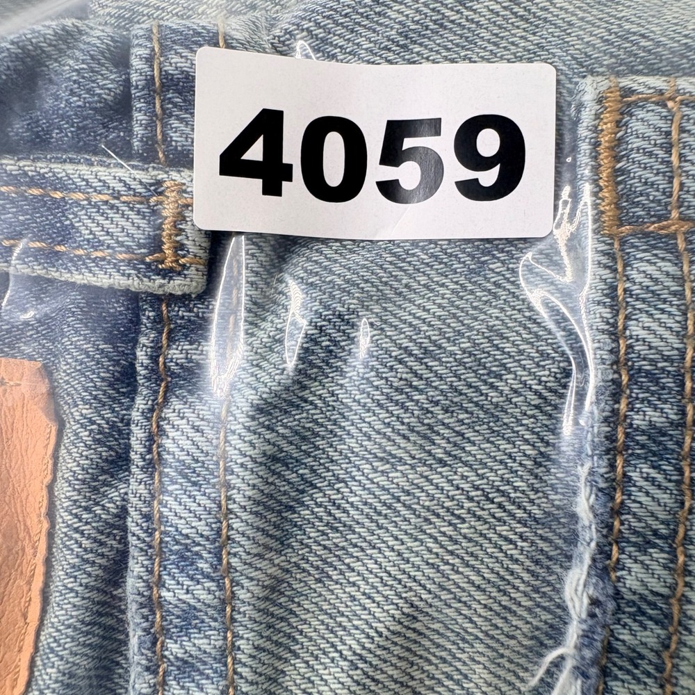 BDG Urban Outfitters Cowboy Jeans Womens 30 Light Wash Distressed Denim Holes - Picture 13 of 13